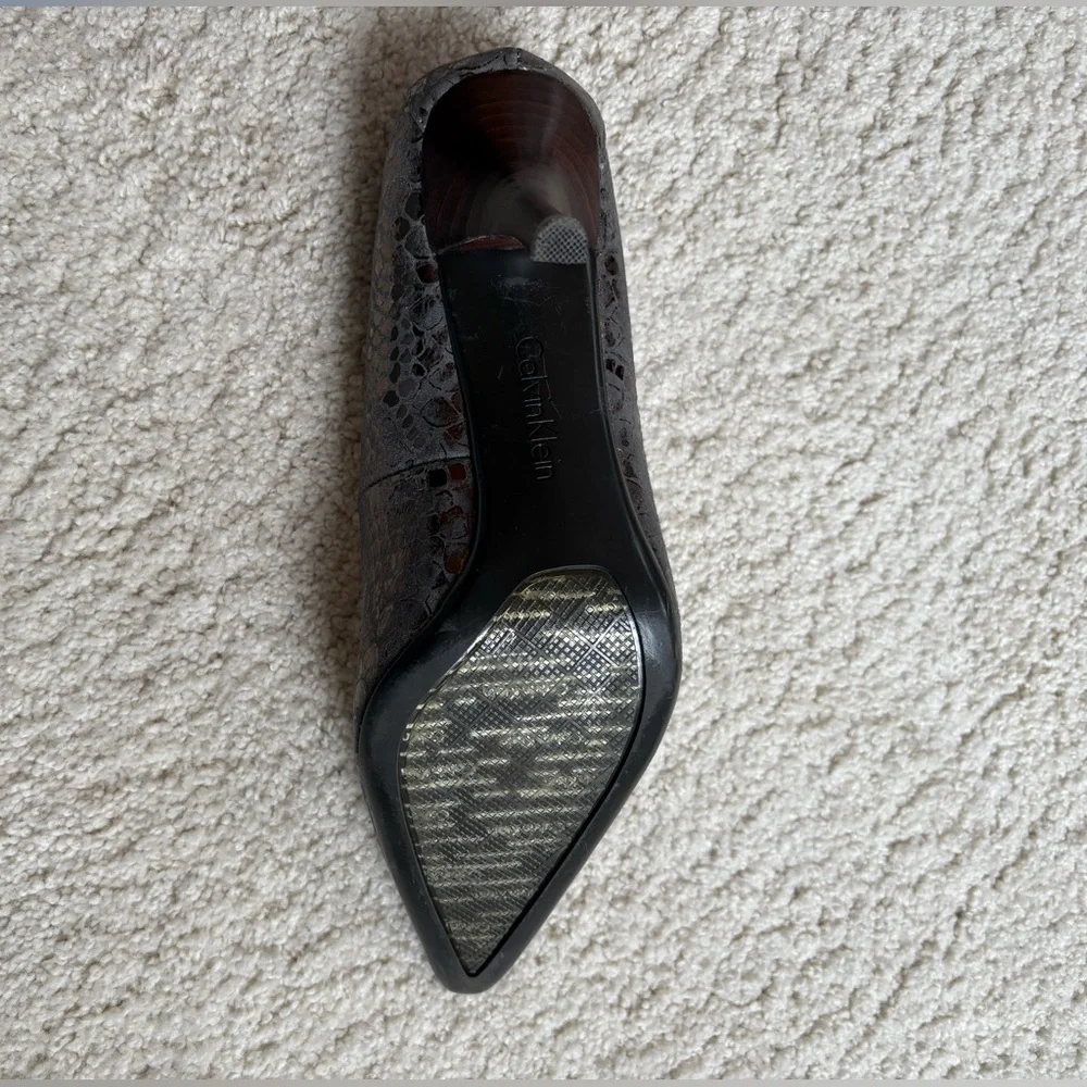 Sexy Calvin Klein heels in blue/copper snakeskin print leather & a touch of foil - Picture 14 of 16